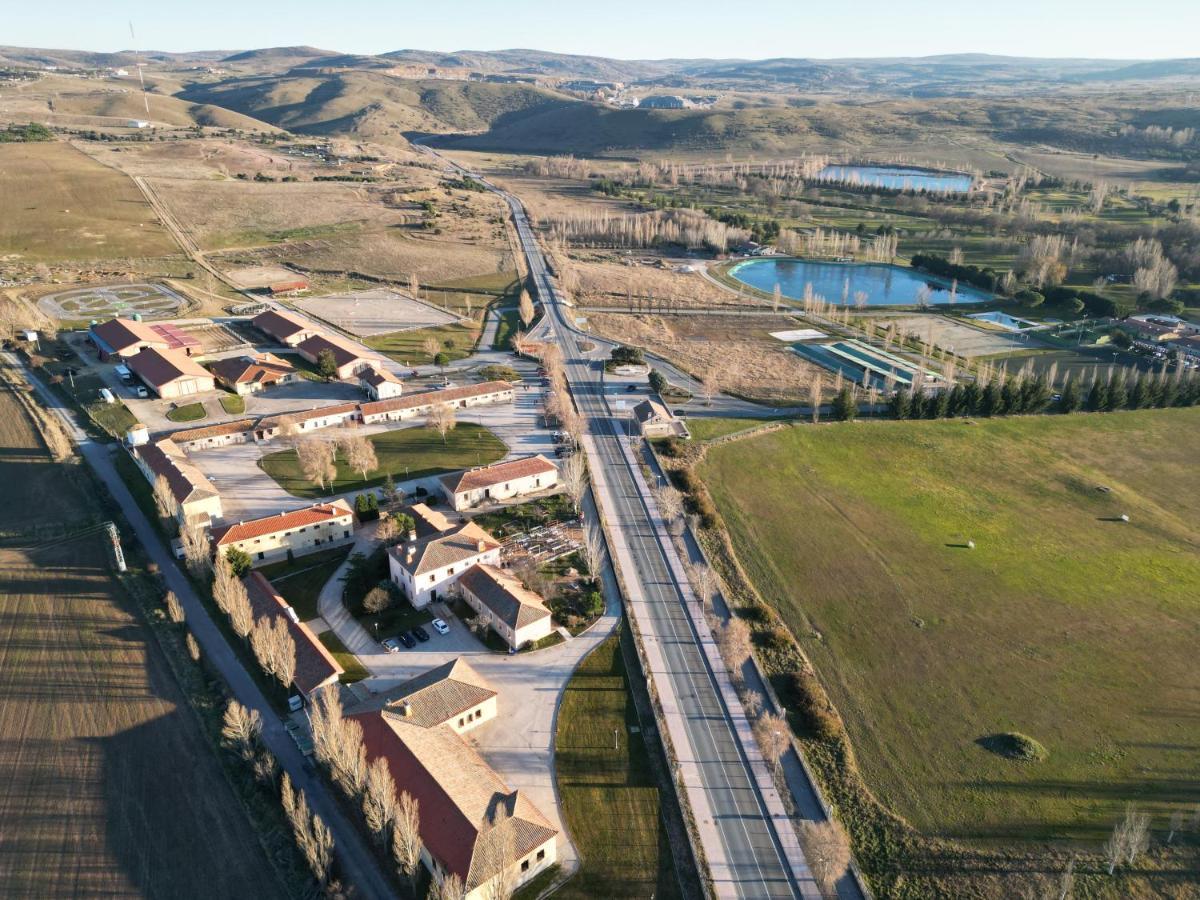 Hotel Vettonia Ávila Zewnętrze zdjęcie